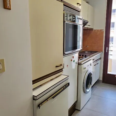 Miougrano 2 Pieces Climatise 40m2 Piscine Parking * Fréjus